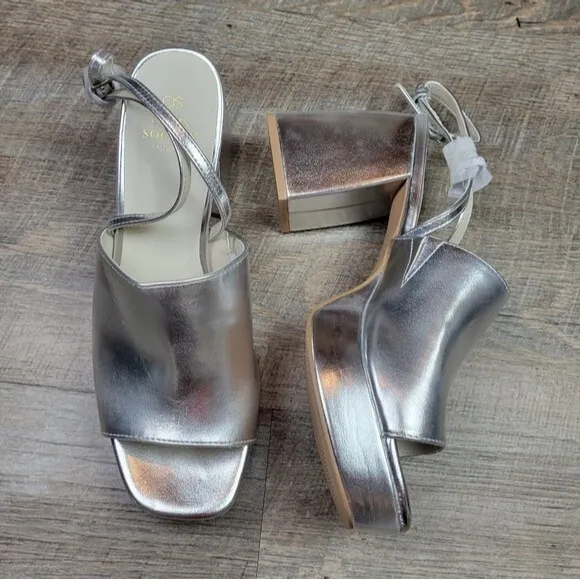 Oasis Society Annalise silver square toe chunky platform heeled sandals