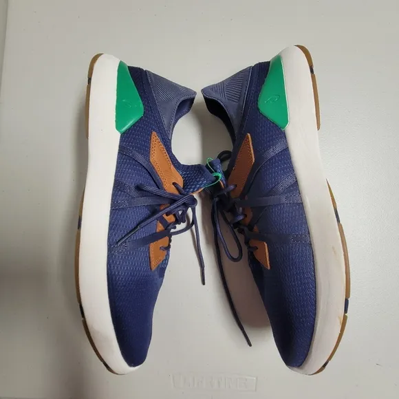 Olukai Mio Li Men's Athletic Shoes.