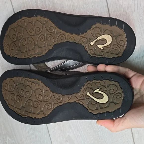 Olukai Women Ohana Thong Leather Sandals Slide shoes sz 8