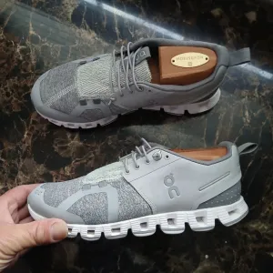 On Cloud 5 Terry Athletic/Lifestyle Medical Field Shoes Size 6.5 for Women