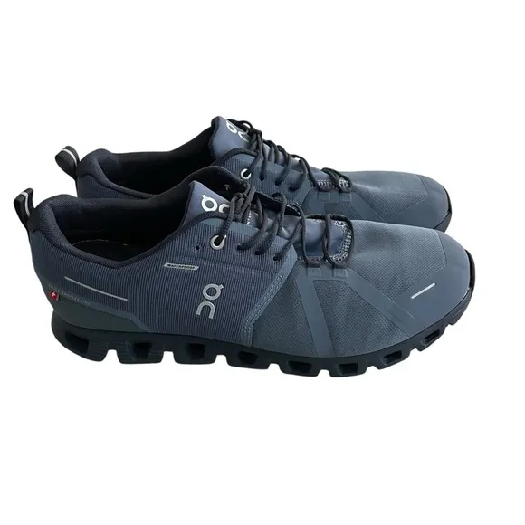 On Running Men Shoes Size 13