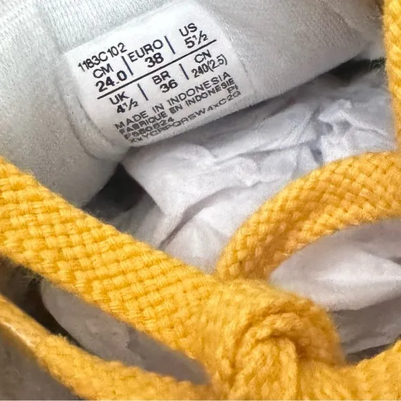 Onitsuka Tiger Mexico 66 Sneaker Shoes in yellow black Kill Bill/ New with box