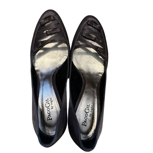 Paco Gil Women's Black Flats