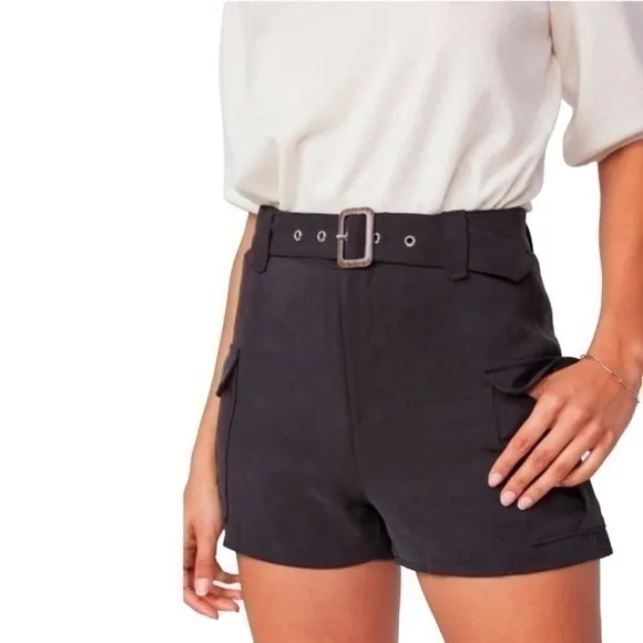 Paige Denim Carolina Belted Black Shorts 💕