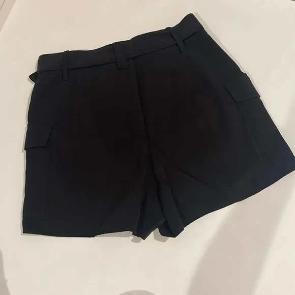 Paige Denim Carolina Belted Black Shorts 💕