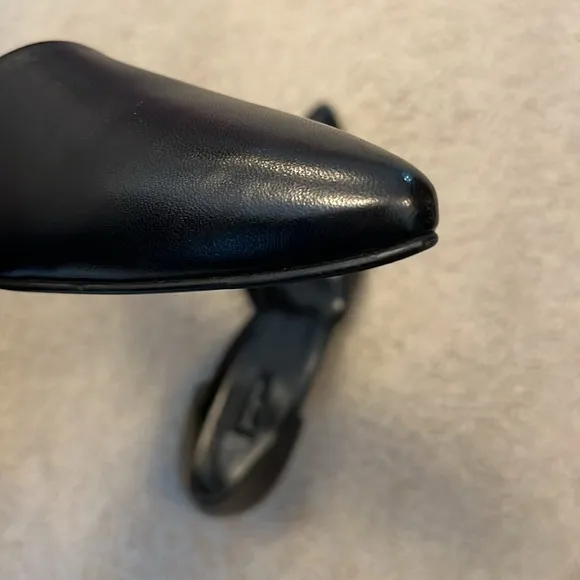 Paul Green NWOT Black Julia Leather Kitten Low Heel Pumps Shoes Pointed Toe