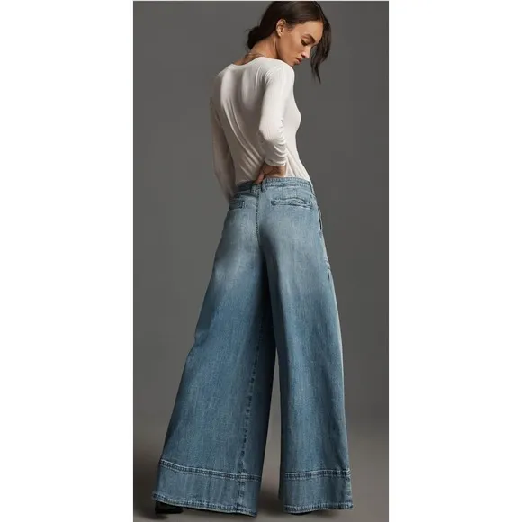 Pilcro High Rise Wide Leg Cropped Jeans Embroidered Pockets Denim Blue Size 32