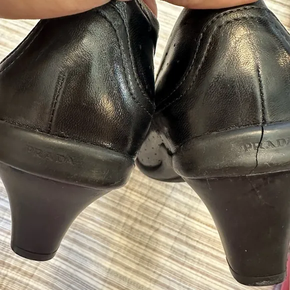 PRADA Black Square Toe Leather Pumps, Size 40 1/2 (certificate of authenticity)