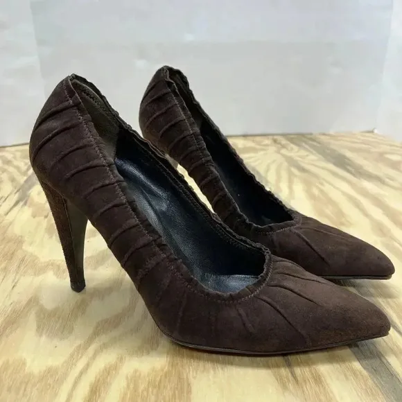 Prada Brown suede pleated leather pumps 4”heel EU Size 37 US Pointed toe shoe