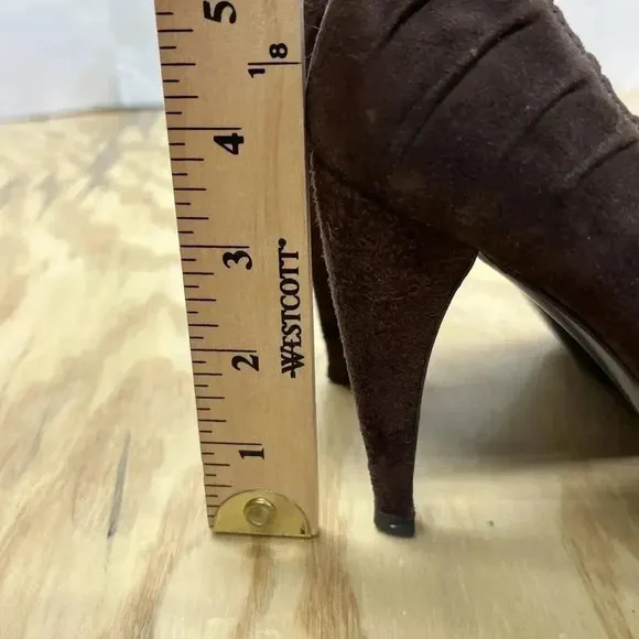 Prada Brown suede pleated leather pumps 4”heel EU Size 37 US Pointed toe shoe