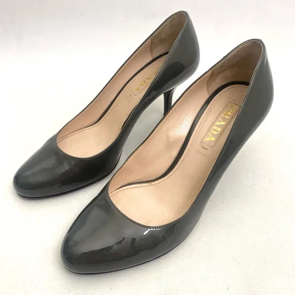 PRADA Round Toe Pumps High Heels 8 / 38 Glossy Gray Leather Womens Made in Italy