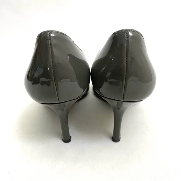 PRADA Round Toe Pumps High Heels 8 / 38 Glossy Gray Leather Womens Made in Italy