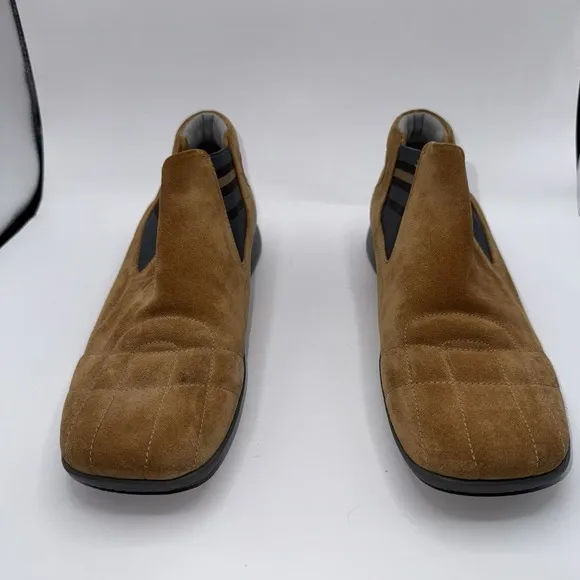 Prada Women's Sz 40 CALZATURE DONNA 'DAINO BROWN' Suede Ankle Bootie Shoes US 9‎