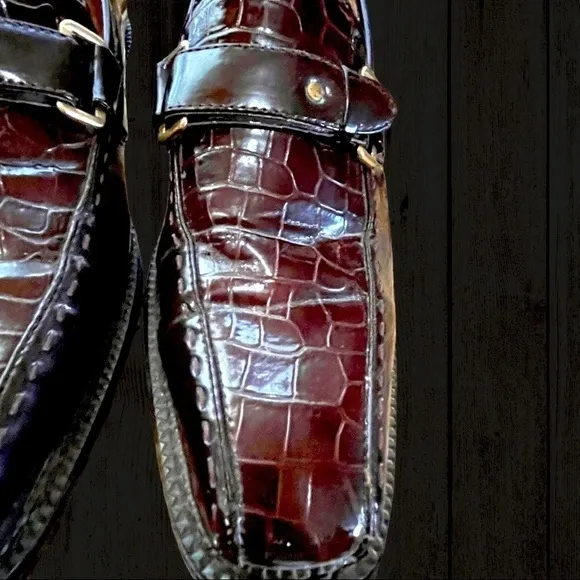 Price reduced to sell! Mens Todd Welsh shoes size 8 Burgundy gator 🐊 print