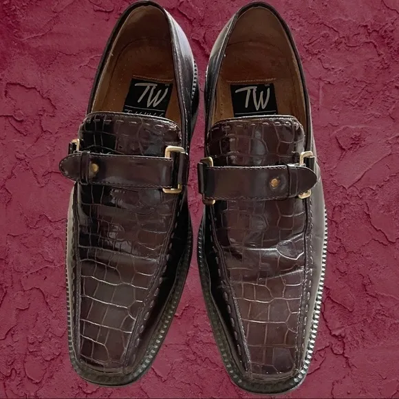 Price reduced to sell! Mens Todd Welsh shoes size 8 Burgundy gator 🐊 print