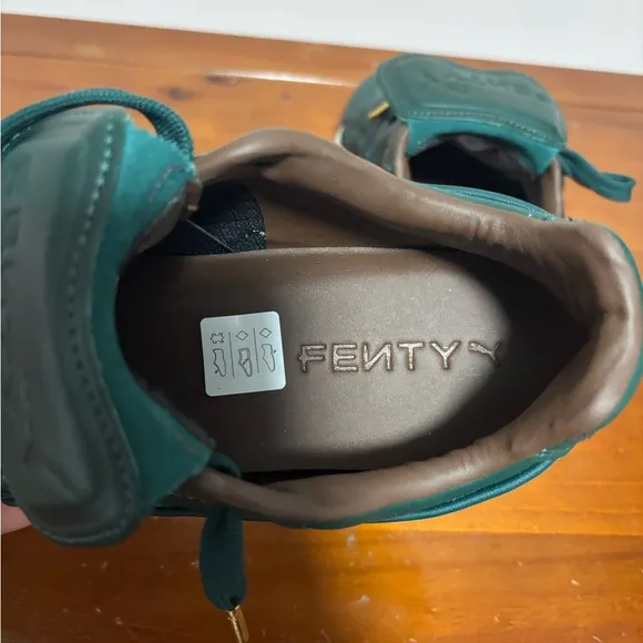 Puma avanti L Rihanna fenty dark Myrtle green size 7 women