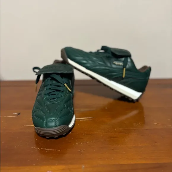 Puma avanti L Rihanna fenty dark Myrtle green size 7 women