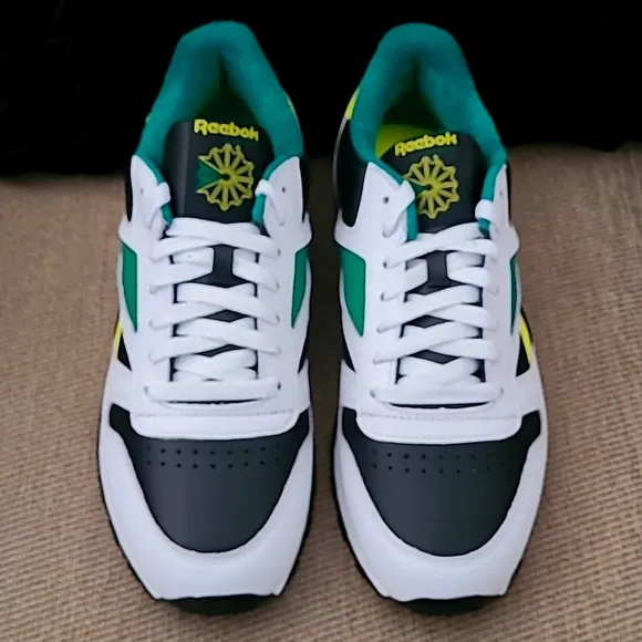 PUMA MEN CLASSIC LEATHER MARK RUNNING SHOES