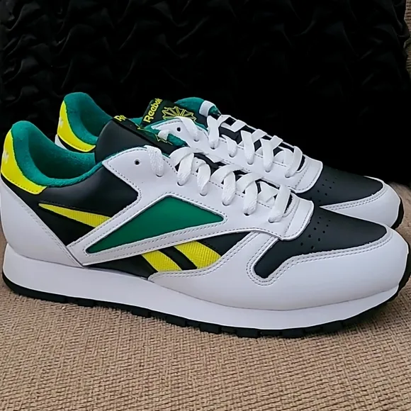 PUMA MEN CLASSIC LEATHER MARK RUNNING SHOES