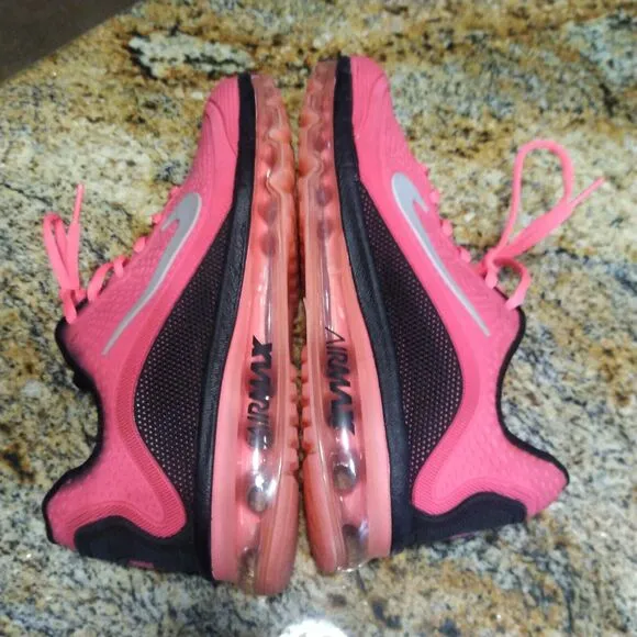 Rare Nike Air Max Running Shoes 898013-006 Women's Pink Running Shoes Size 8.5