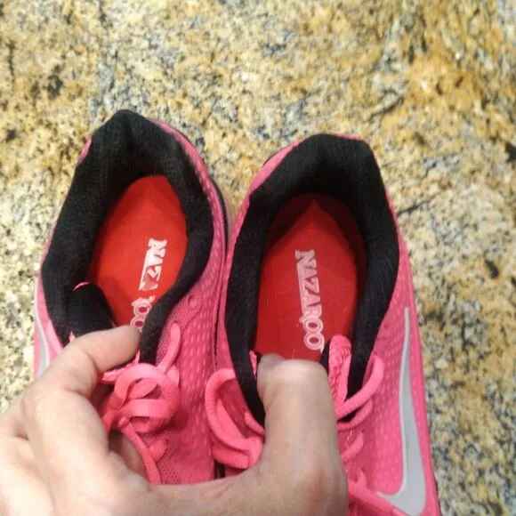 Rare Nike Air Max Running Shoes 898013-006 Women's Pink Running Shoes Size 8.5