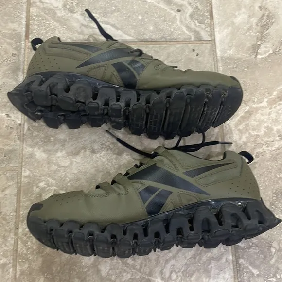 Reebok ZigWild Trail 6 Men's Shoes Sz 11