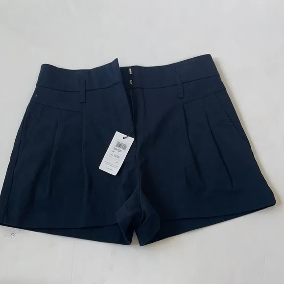 Reiss April cotton pleat front navy blue shorts 8 NWT