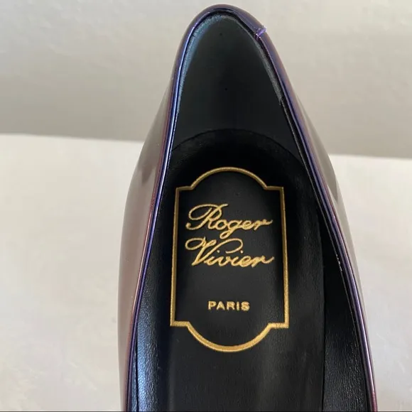 Roger Vivier Blue purple simmering Patent Leather Curved Heel Pumps