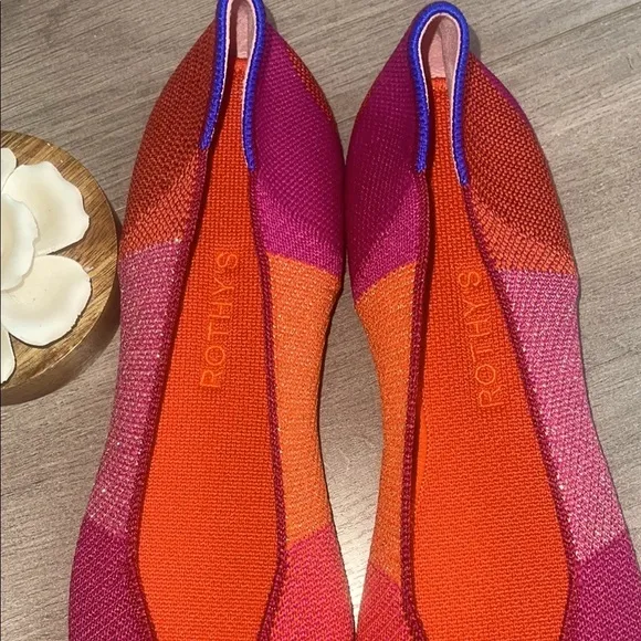 Rothy's Limited edition point metallic pomegranate Women's  Flats shoes