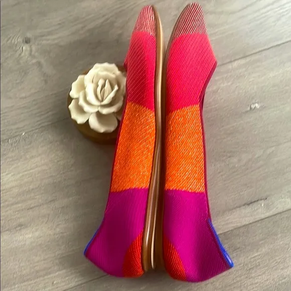 Rothy's Limited edition point metallic pomegranate Women's  Flats shoes