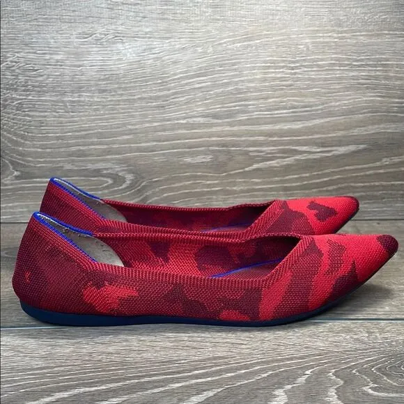 Rothy’s “The Point” Red Camouflage Women’s Sz 11/EU 44 Pointy Toe Ballet Flats
