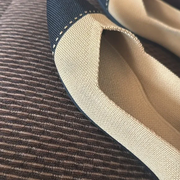 Rothy’s Women's Black and Tan Flats