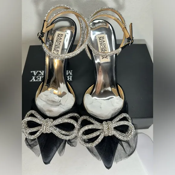 Sacred Bow Pump Badgley Mischka Collection wedding casual party formal summer