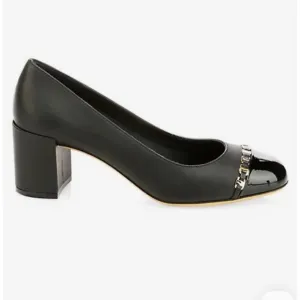 Salvatore Ferragamo Avella shoes cap toe chain link pumps heels black size 9