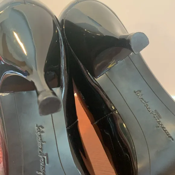 Salvatore Ferragamo Black Patent Leather 3” Heels Pumps Shoes Women’s Size 39
