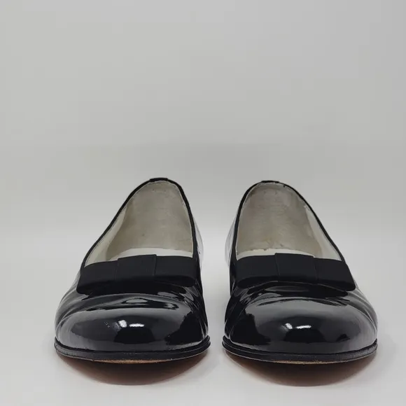 Salvatore Ferragamo Black Patent Leather Flats Shoes Women's Size US 9.5B