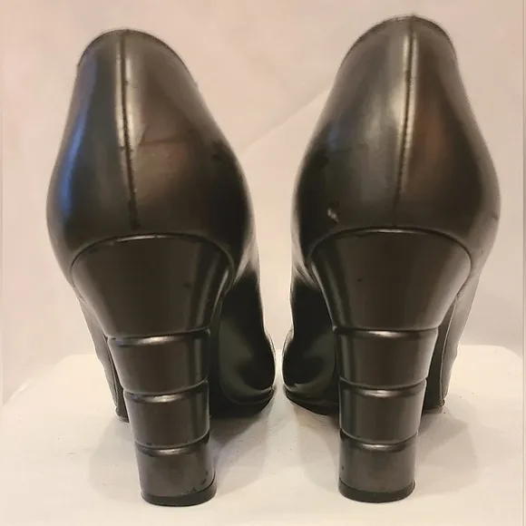 Salvatore Ferragamo Vintage Gunmetal Leather Pumps