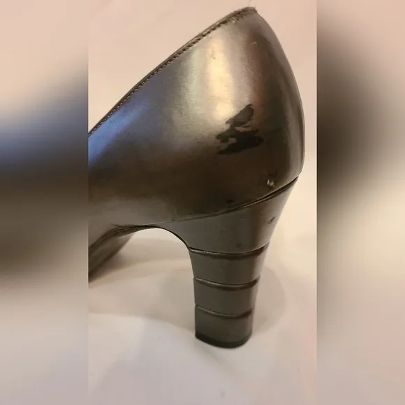 Salvatore Ferragamo Vintage Gunmetal Leather Pumps