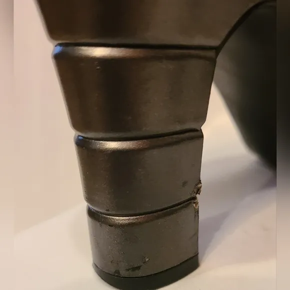 Salvatore Ferragamo Vintage Gunmetal Leather Pumps