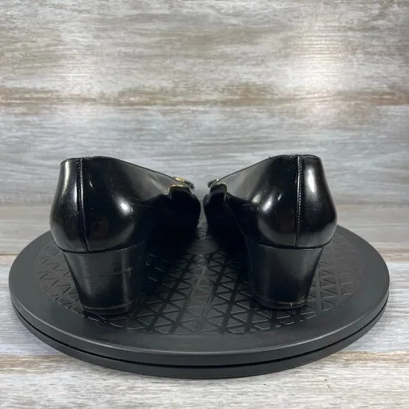 Salvatore Ferragamo Women’s pumps Vara Ribbon Black Leather Heels Size 7 C