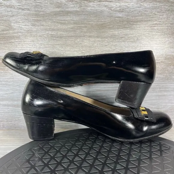 Salvatore Ferragamo Women’s pumps Vara Ribbon Black Leather Heels Size 7 C