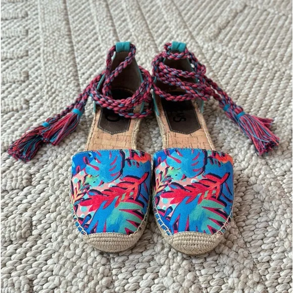 Sam Edelman Circus Lace up Lenora Espadrille Flats turquoise base color size 8