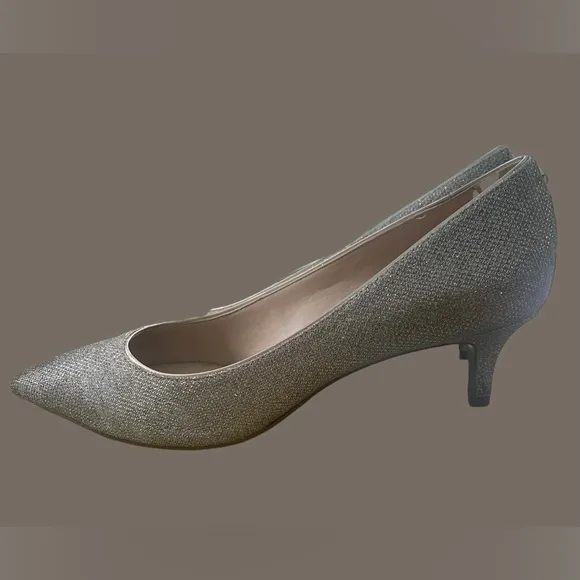 Sam Edelman Dori Light Champaign Kitten Heel Pumps. Size 8.5 M Beautiful Sparkle