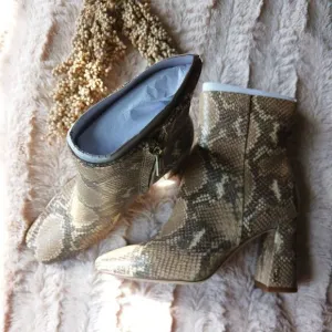 Sam Edelman Snake Print Ankle Bootie Square Toe Dressy Block Heel Boot Size 5M