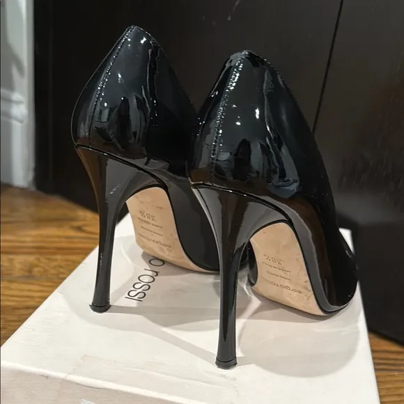 Sergio rossi Black Patent Leather Pumps