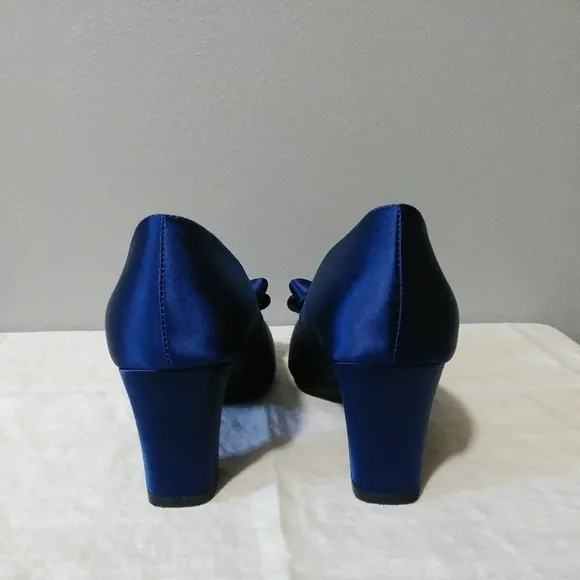 Shoes of Prey Royal Blue Heels Size 36