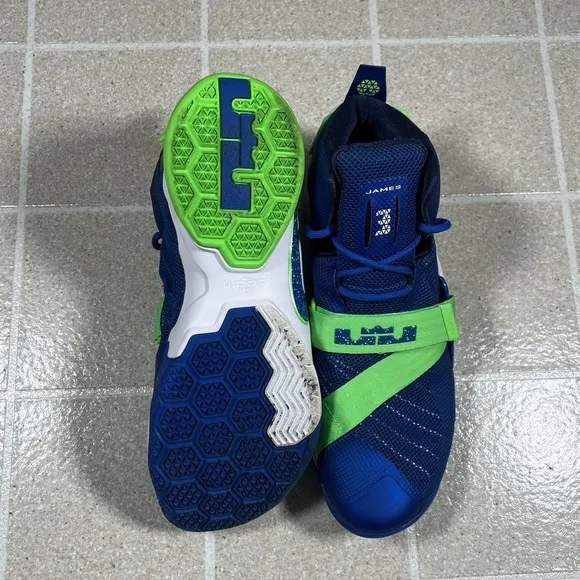 Size 12 Nike LeBron Soldier 9 Sprite Men Basketball Shoes 749417-441