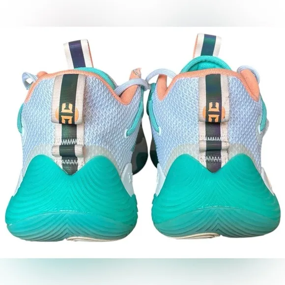 Size 7 Men/ Size 8 Women Adidas Harden Stepback 3 AGW4215 Sneakers Shoes
