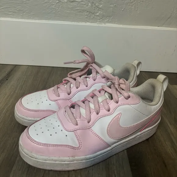 Size 8 Women's NIKE Pink and White Sneakers