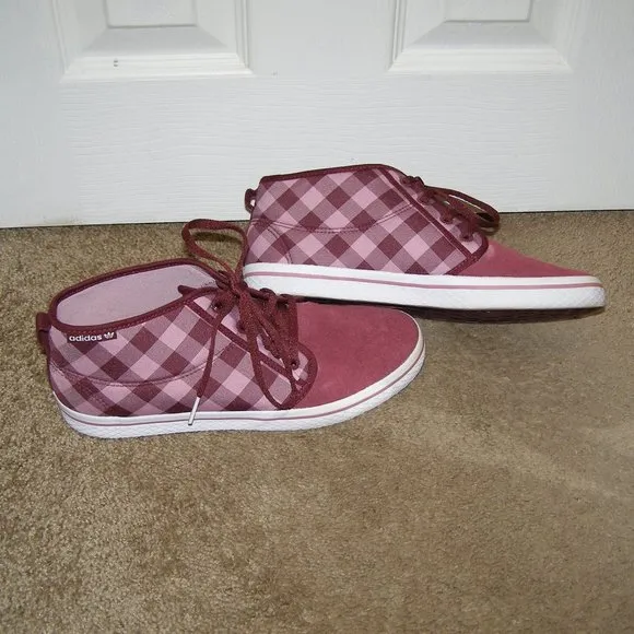 size 9 Ladies ADIDAS Suede &amp; textile Casual shoes